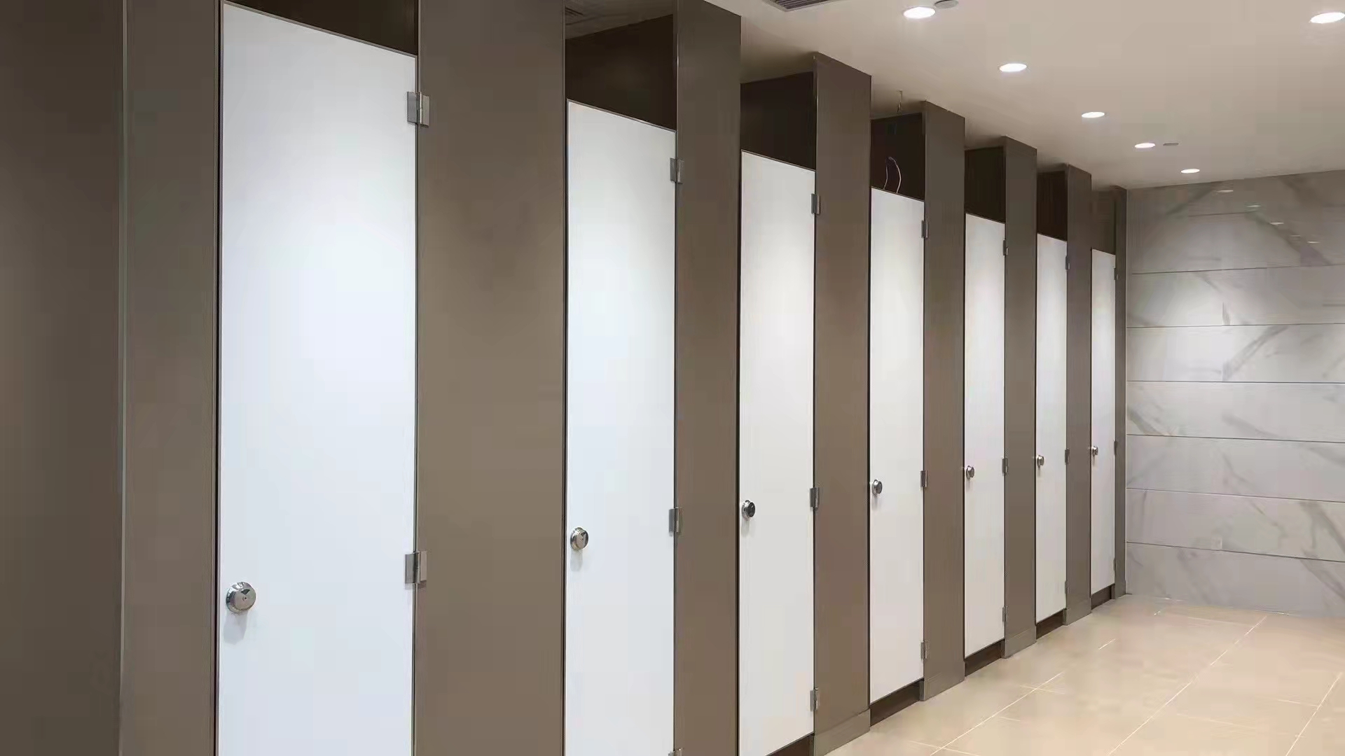 河南抗倍特衛(wèi)生間隔斷板 在線報價一鍵獲取